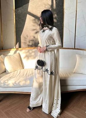 Black embroidery crep fully stitched farshi salwar suit set 1