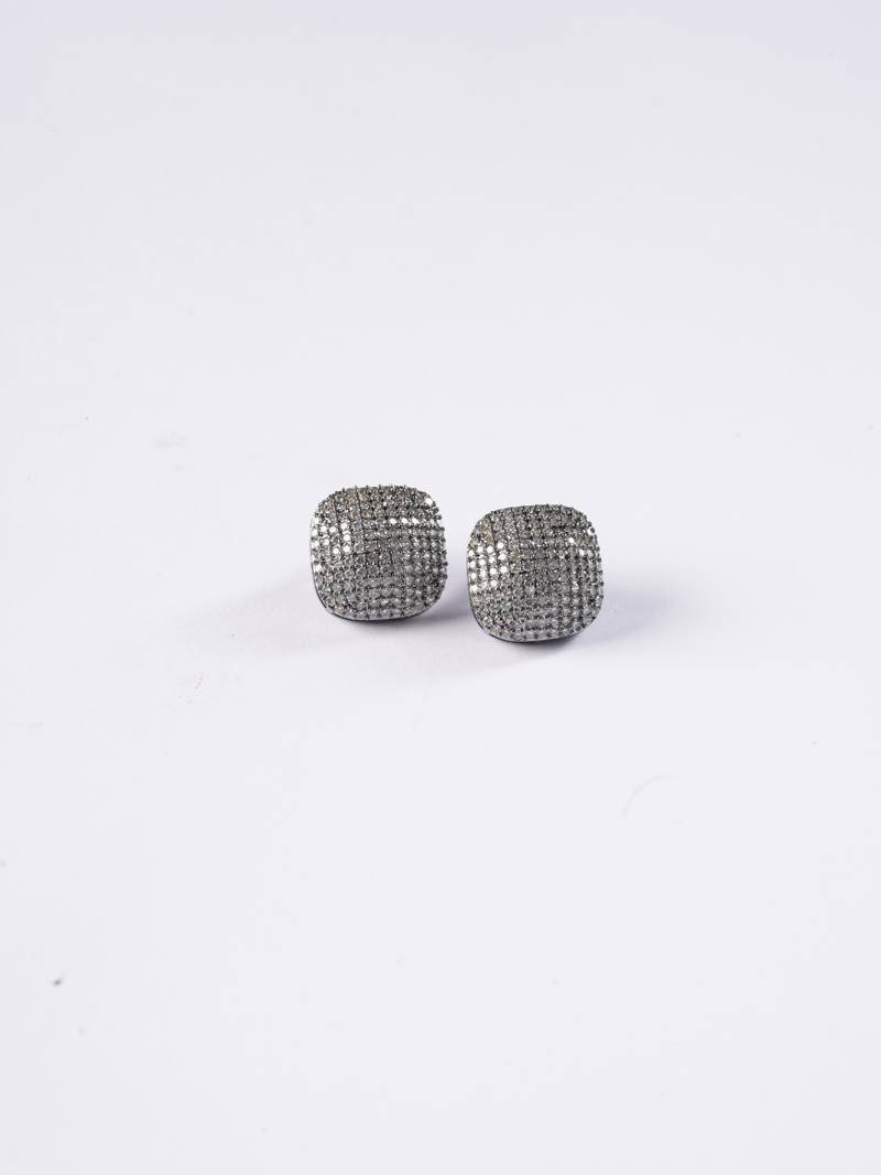 Small clustered stone cocktail studs