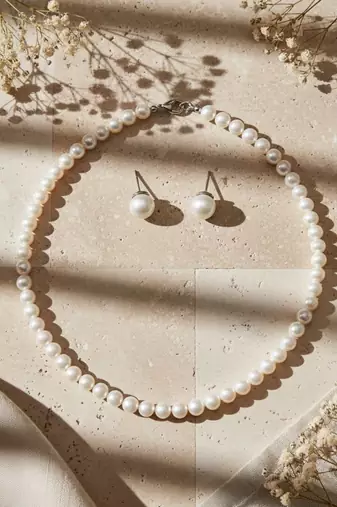 Classic freshwater pearl necklace & stud set( real pearl and 925 silver)