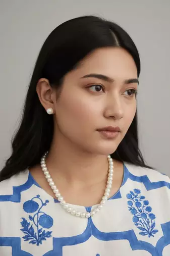 Classic freshwater pearl necklace & stud set( real pearl and 925 silver)