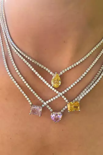 Bling babe tennis chain: pink heart