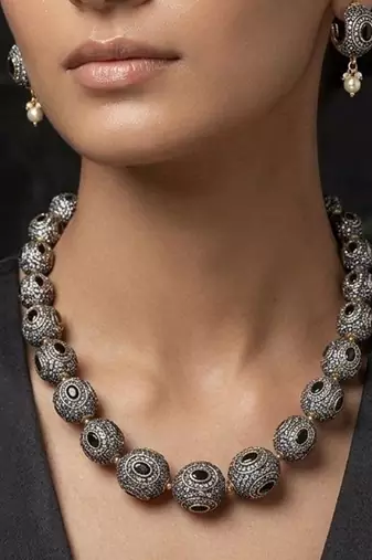Black beaded jewellery necklace