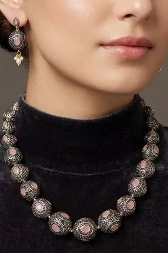 Peach beaded jewellery necklace