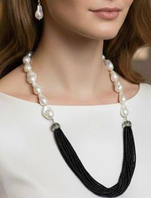 Black beaded jewellery necklace 2