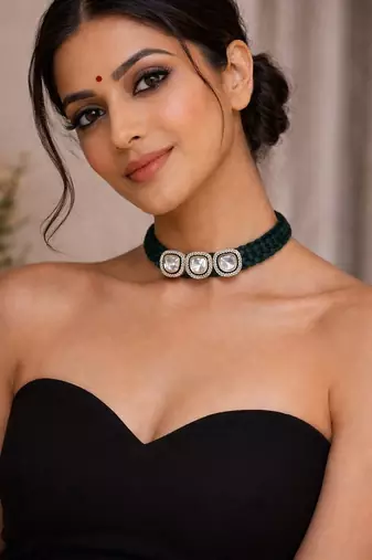 Black beaded jewellery necklace