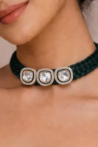 Black beaded jewellery necklace