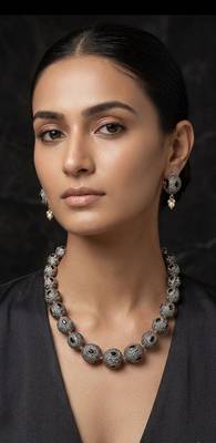 Black beaded jewellery necklace 2