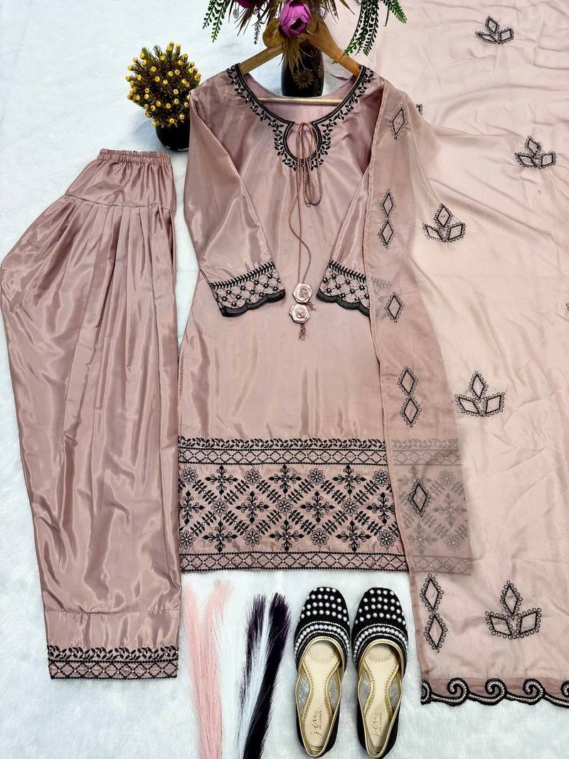 Elegant blush pink embroidered kurta set with farshi salwar