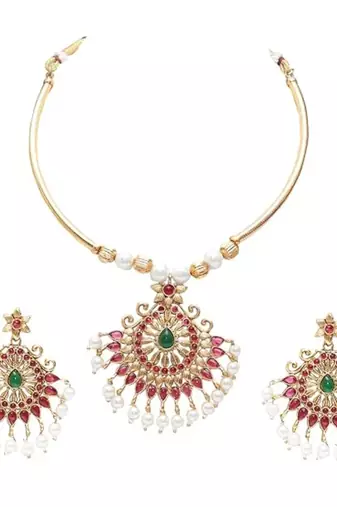 Maroon Green stone studded short necklace set