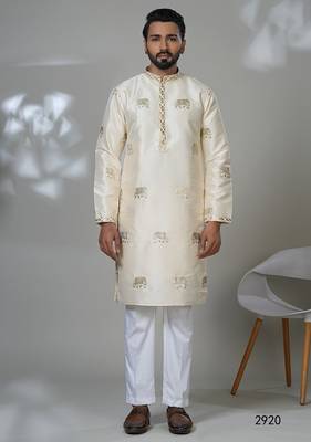 Aesthetic cream elephant embroidery kurta for men 1