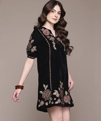 Black embroidered velvet short dress 2