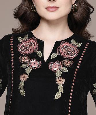Black embroidered velvet short dress 5