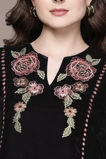Black embroidered velvet short dress