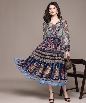 Black printed georgette dress 4