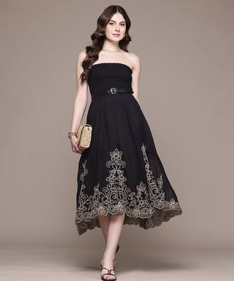 Black embroidered organza dress 4
