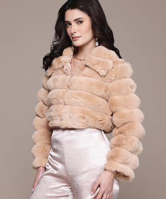 Beige faux fur crop jacket 2