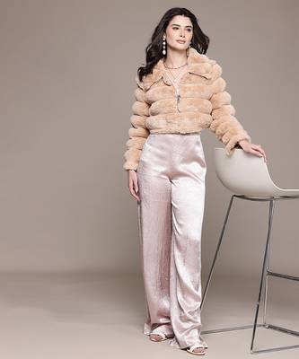 Beige faux fur crop jacket 4