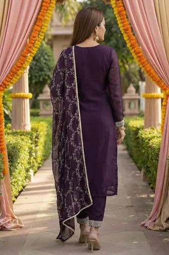 Kedarfab women's georgette embroidered sequins kurta pant with dupatta set