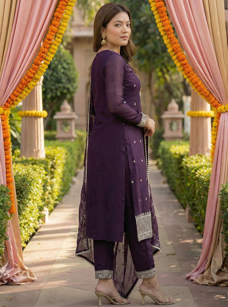 Kedarfab women's georgette embroidered sequins kurta pant with dupatta set