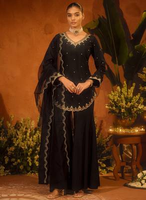 Kedarfab women's silk  embroidered  kurta palazzo with dupatta set 1