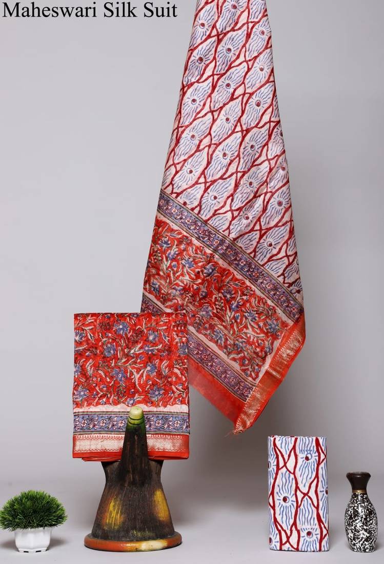 Red exclusive new hand block printed maheshwari silk zari border suits pieces