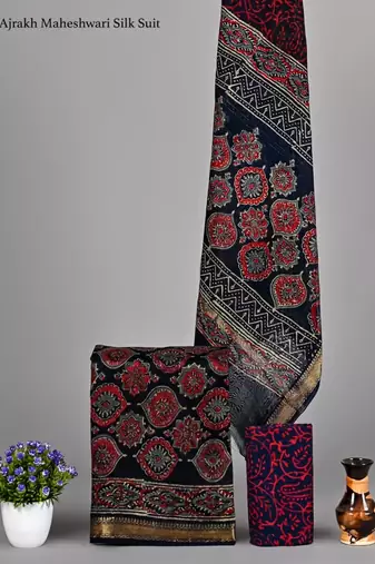 Multicolor exclusive new hand block printed maheshwari silk zari border suits pieces