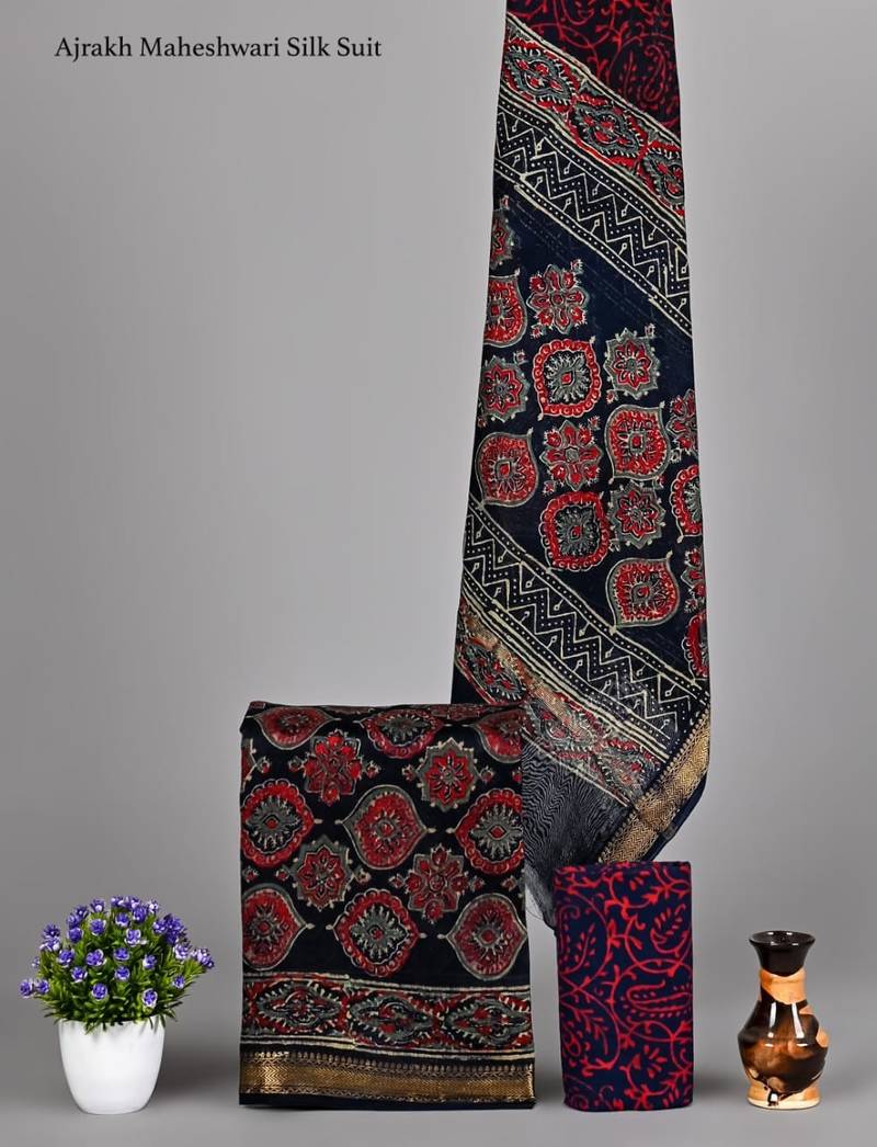 Multicolor exclusive new hand block printed maheshwari silk zari border suits pieces