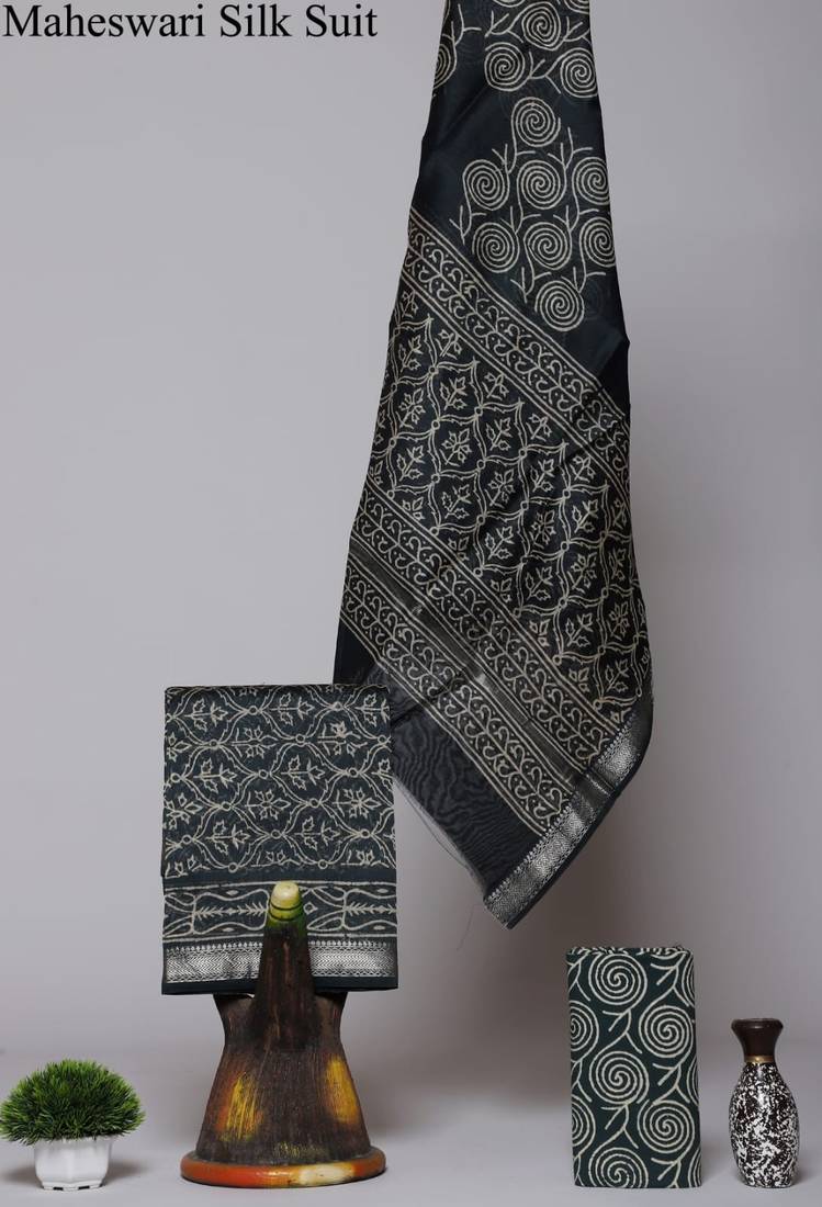 Black exclusive new hand block printed maheshwari silk zari border suits pieces