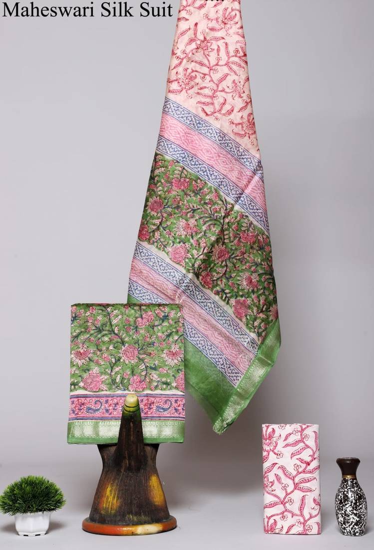 Pink exclusive new hand block printed maheshwari silk zari border suits pieces