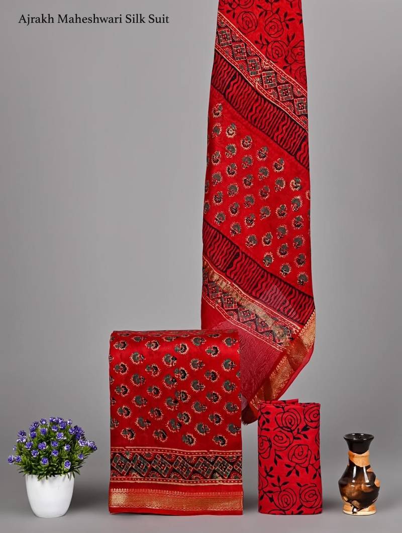 Red exclusive new hand block printed maheshwari silk zari border suits pieces