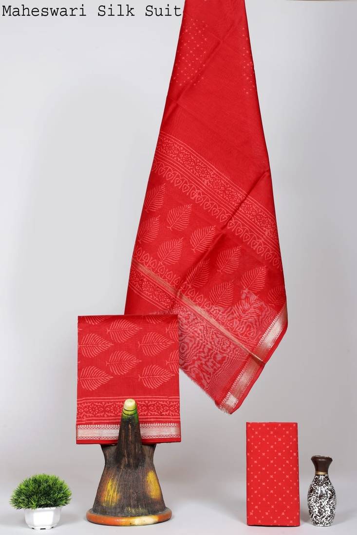 Red exclusive new hand block printed maheshwari silk zari border suits pieces