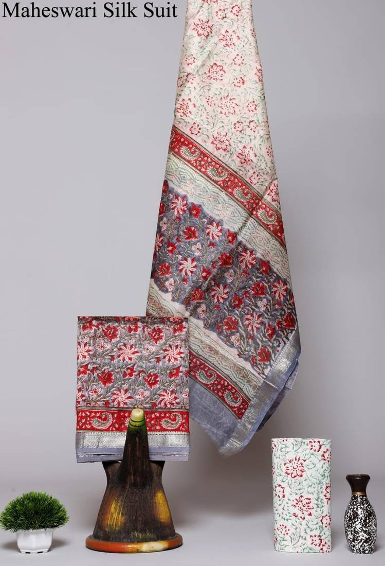 Multicolor exclusive new hand block printed maheshwari silk zari border suits pieces