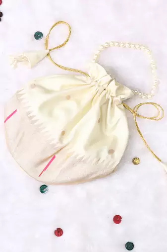 Cream color pearl handle designer batwa