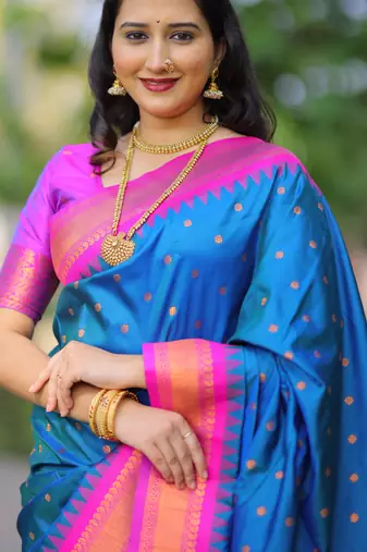 Blue floral, temple border, zari work kanji gadwal silk saree with blouse