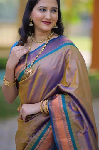 Brown floral, temple border, zari work kanji gadwal silk saree with blouse