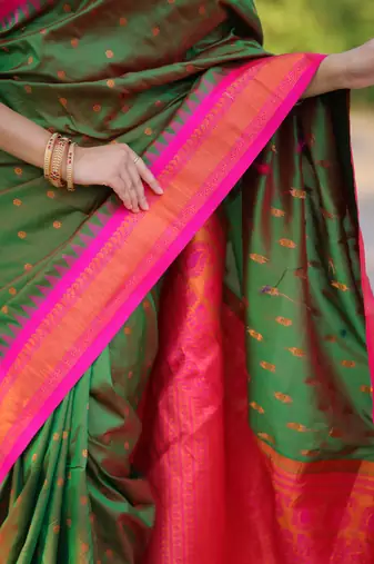 Dark green floral, temple border, zari work kanji gadwal silk saree with blouse