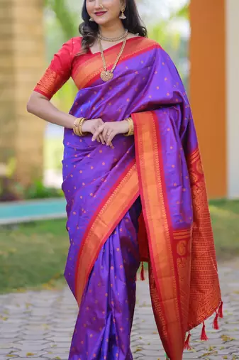 Purple floral, temple border, zari work kanji gadwal silk saree with blouse