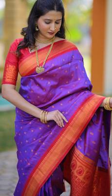 Purple floral temple border zari work kanji gadwal silk blend saree with blouse 4