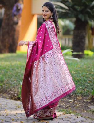 Magenta floral zari work banarasi silk blend saree with blouse 4