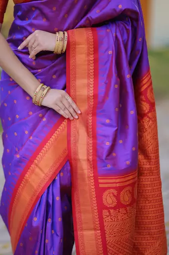 Purple floral, temple border, zari work kanji gadwal silk saree with blouse