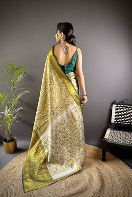 Green floral, peacock zari woven kanjivaram tissue silk saree with blouse 4
