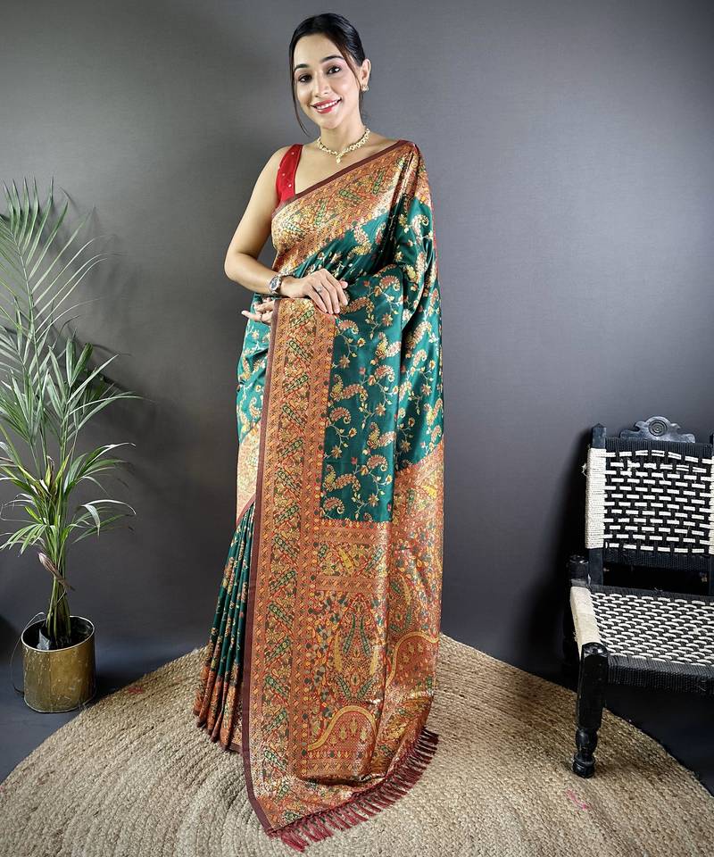 Green floral, paisely, zari woven banarasi silk saree with blouse