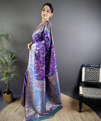 Purple floral paisely zari woven banarasi silk blend saree with blouse 3