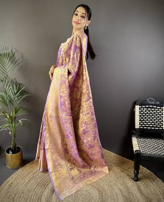 Purple floral zari woven tissue silk blend saree with blouse 3