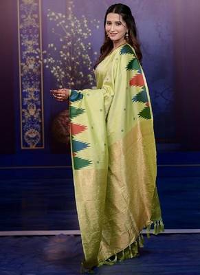 Parrot green temple border, zari work soft silk saree with blouse 4