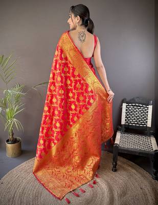 Red floral zari woven banarasi silk blend saree with blouse 4