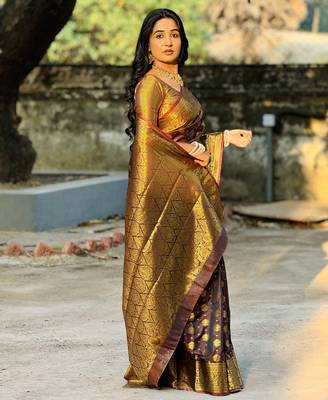 Brown floral zari woven banarasi silk blend saree with blouse 5