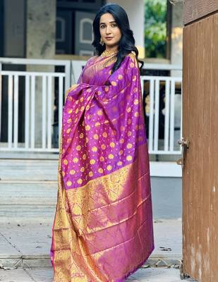 Purple floral zari woven banarasi silk blend saree with blouse 5