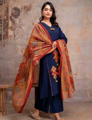 Straight cotton printed embroiderd kurta pant and dupatta set 2