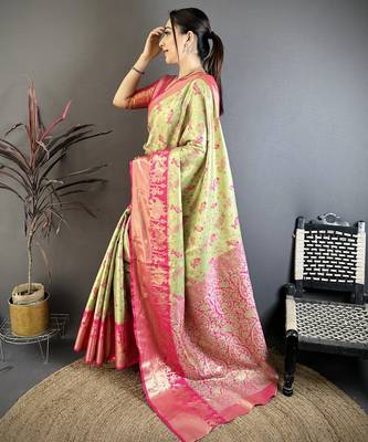 Green floral paisely zari woven banarasi silk blend saree with blouse 4